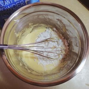 香浓百香果蛋奶酱（万能酱）的做法 步骤2