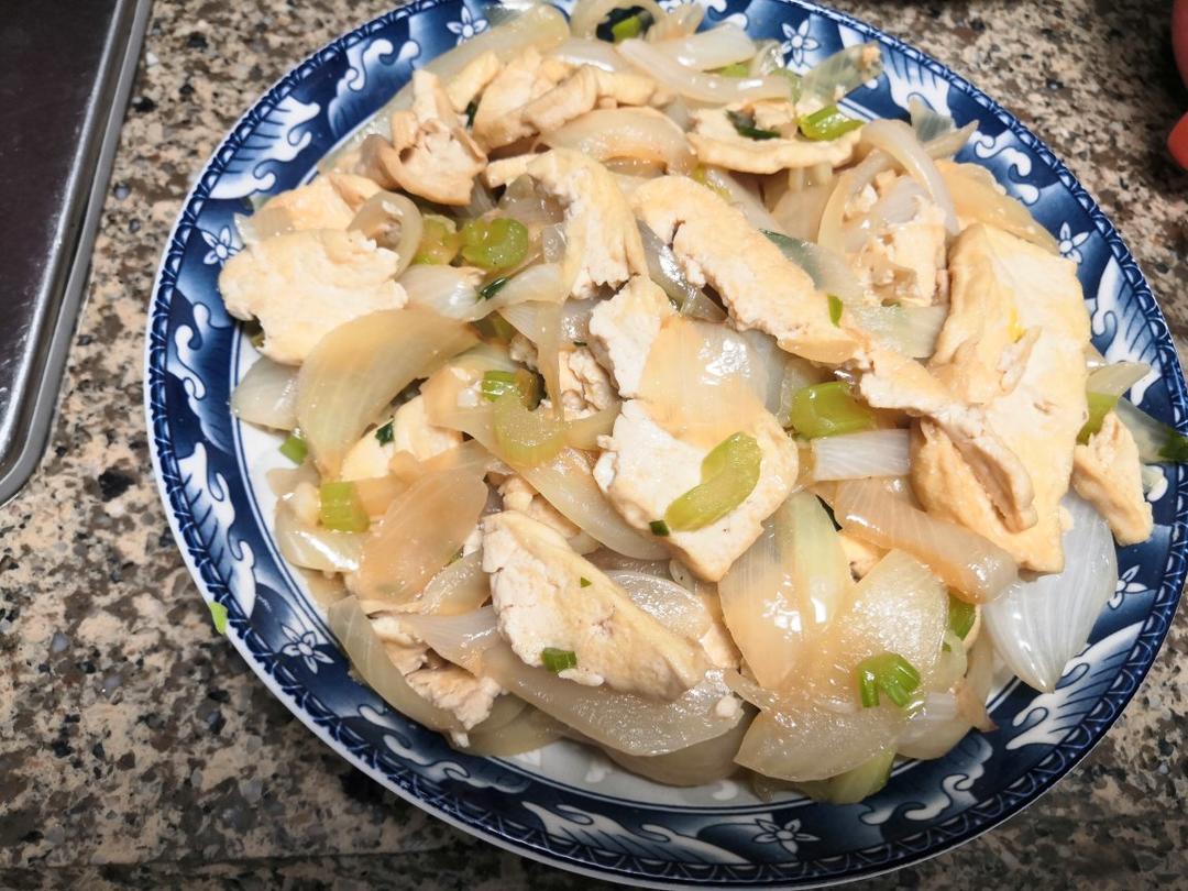 洋葱炒豆腐干