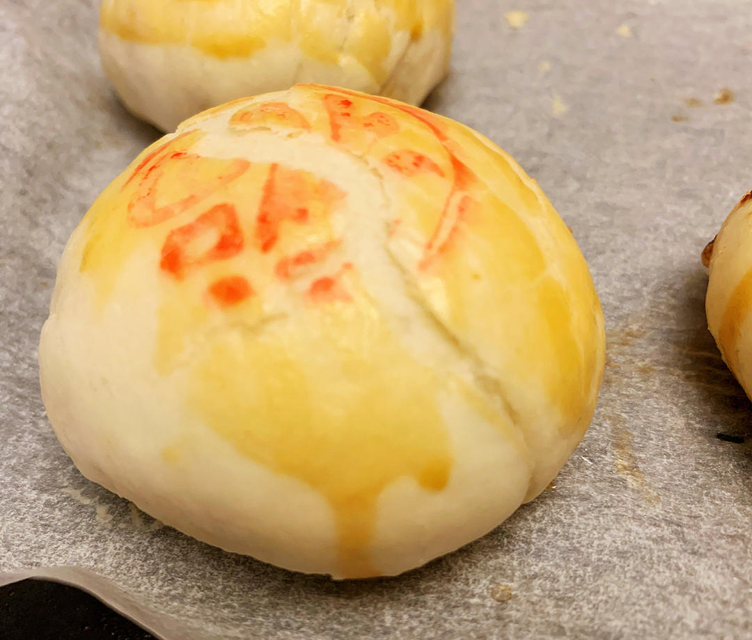 鲜美多汁的——榨菜鲜肉月饼