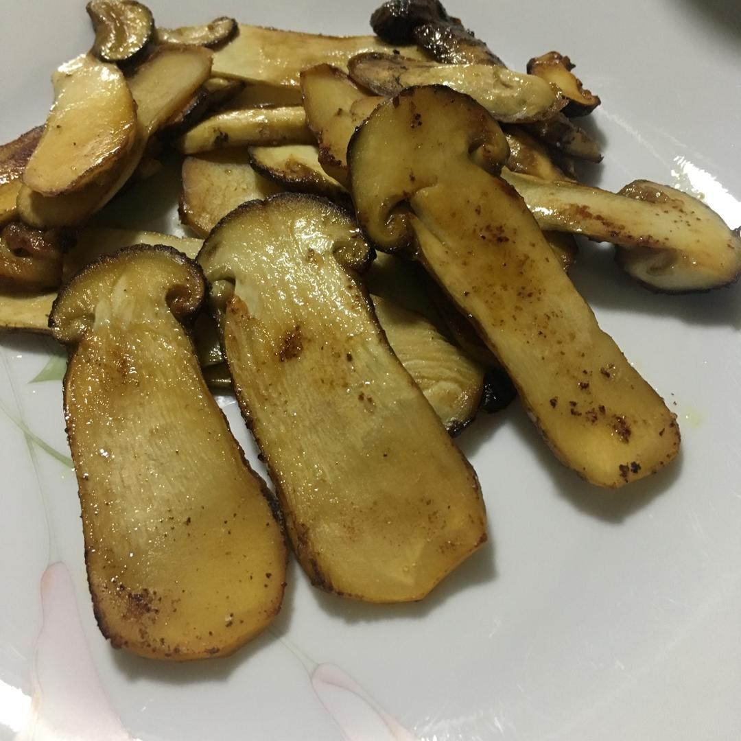 黄油煎松茸