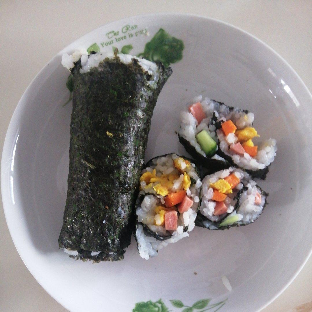 十分钟快手早午餐-紫菜包饭&寿司卷，简单易学哦！