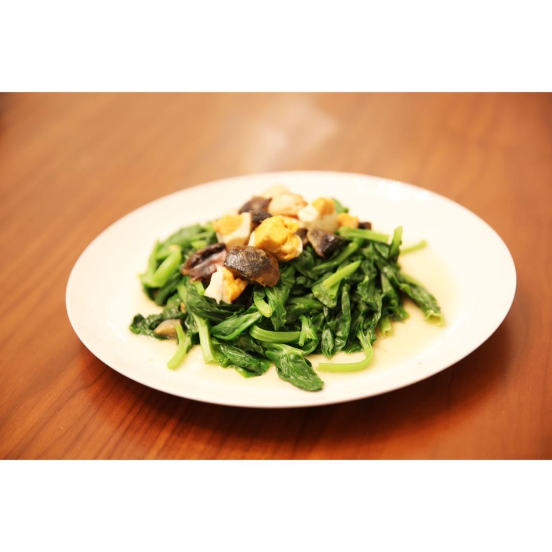 小羽私厨之金银蛋浸菠菜