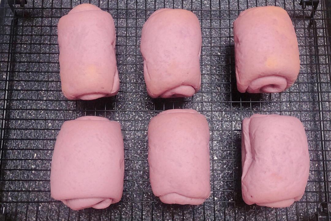 紫薯蜜豆小吐司