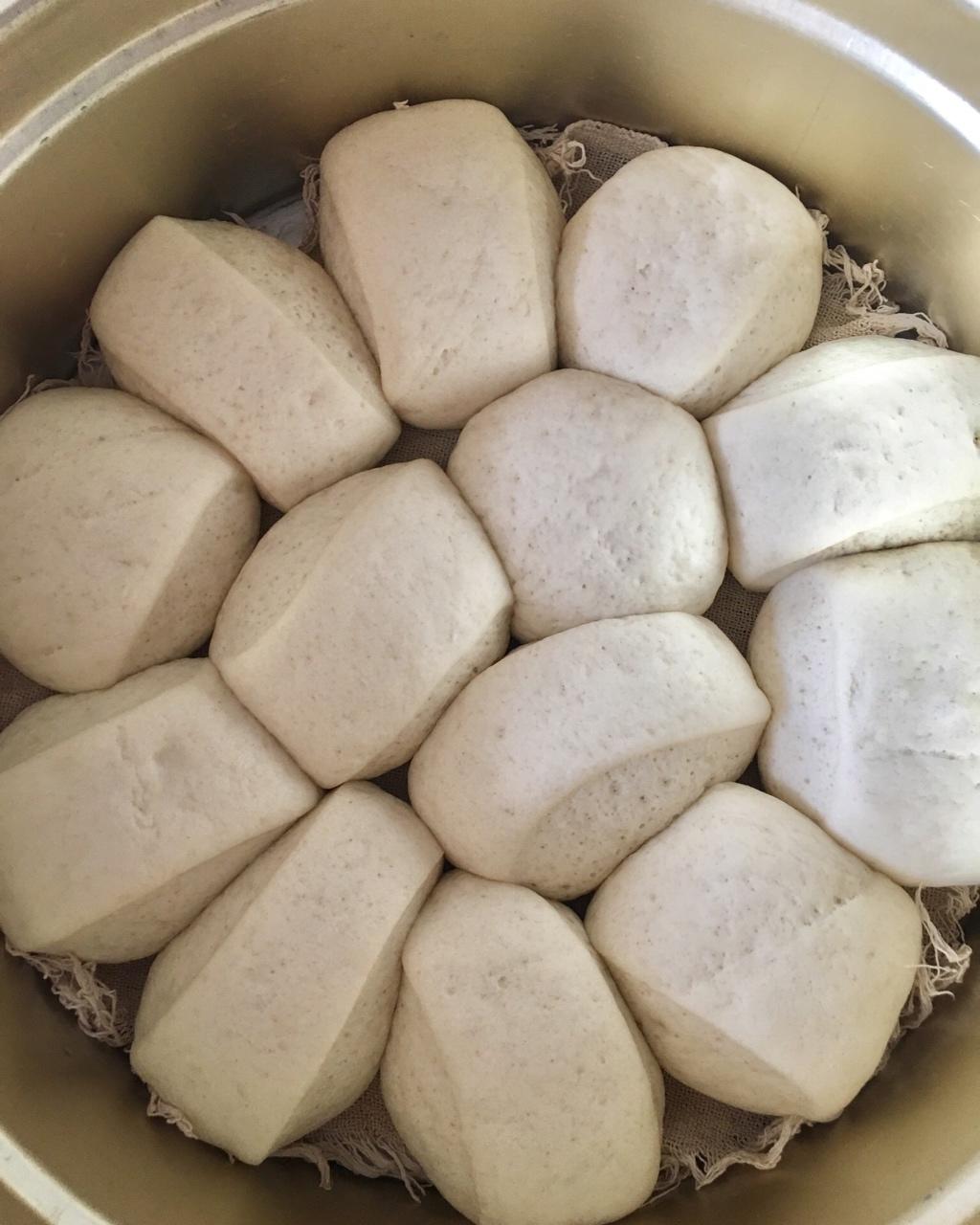 新手做馒头也能100%成功——附上非常详细的视频步骤（一次发酵法）