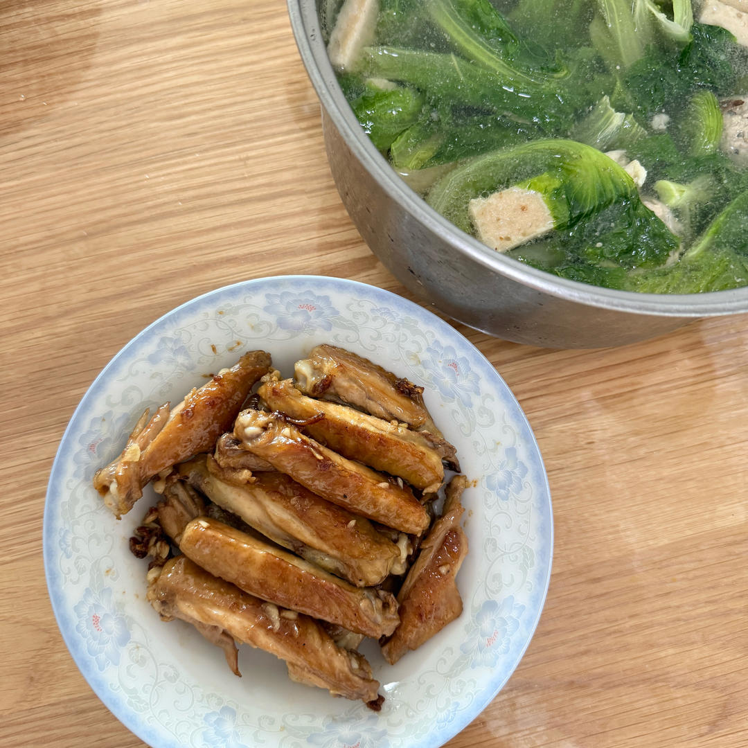 蒜香鸡翅，这才是鸡翅最好吃的做法