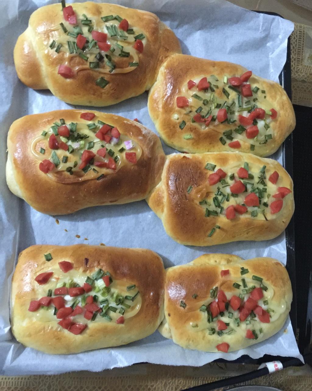 香葱火腿肉松面包