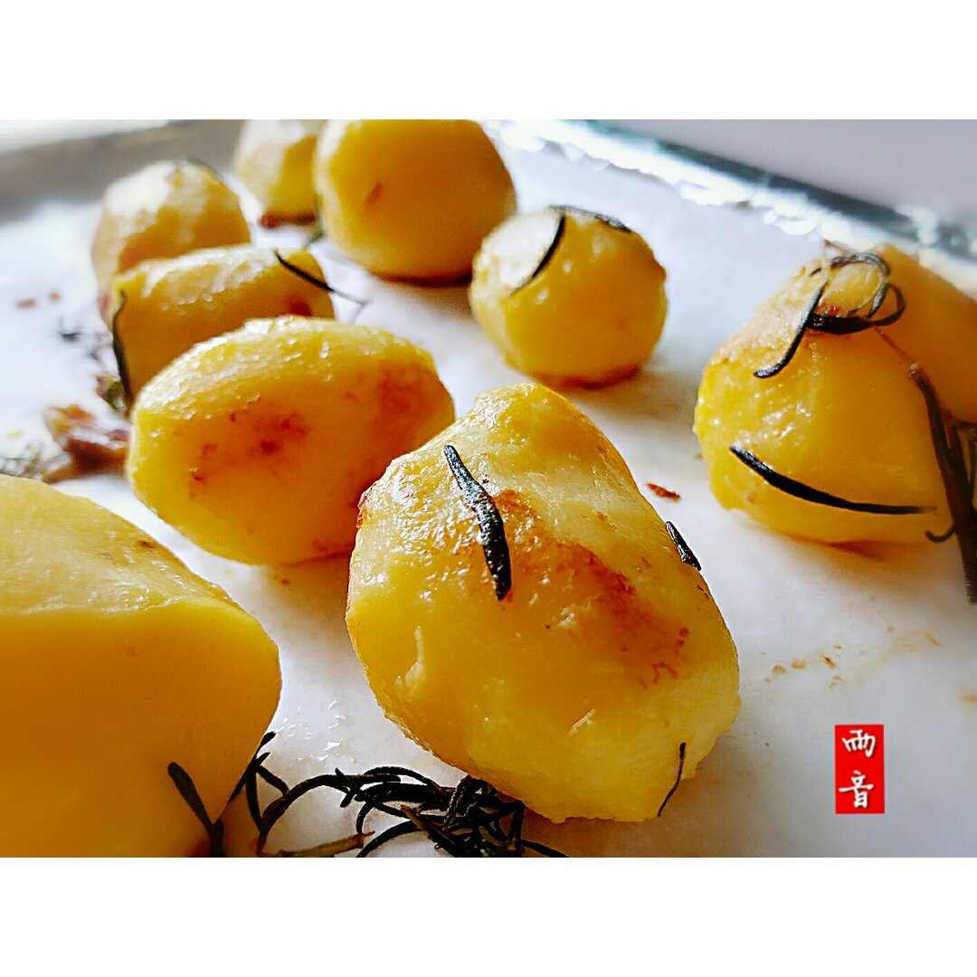迷迭香煎土豆( Fried Potato with Rosemary)