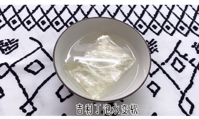 免奶油‼️抹茶控超爱的大理石纹慕斯的做法 步骤4