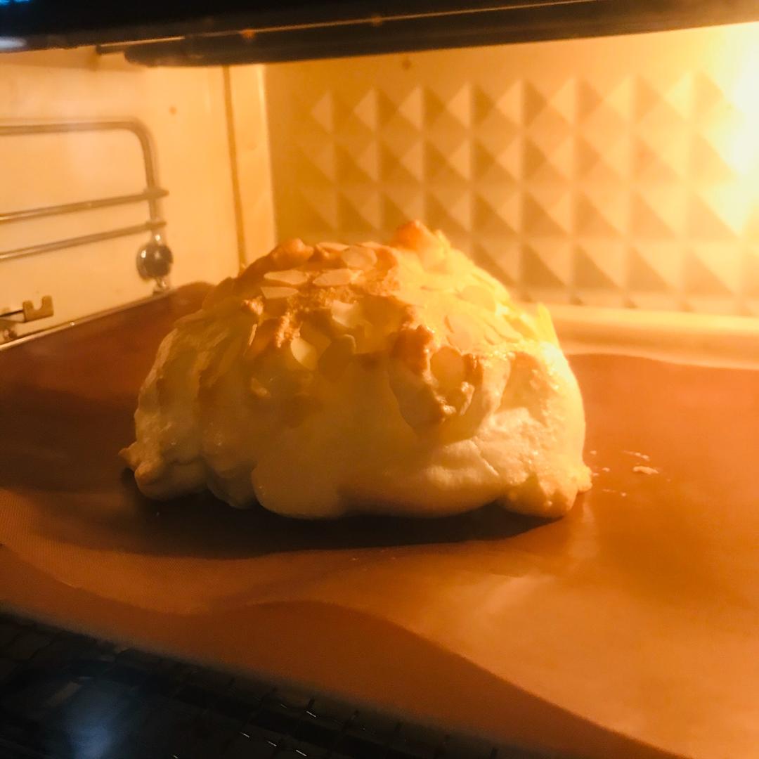 蛋白梳芙厘蛋糕