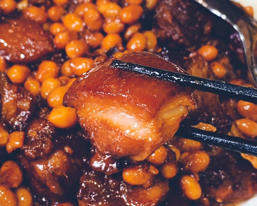 红烧肉（红烧猪肘闷黄豆）的做法