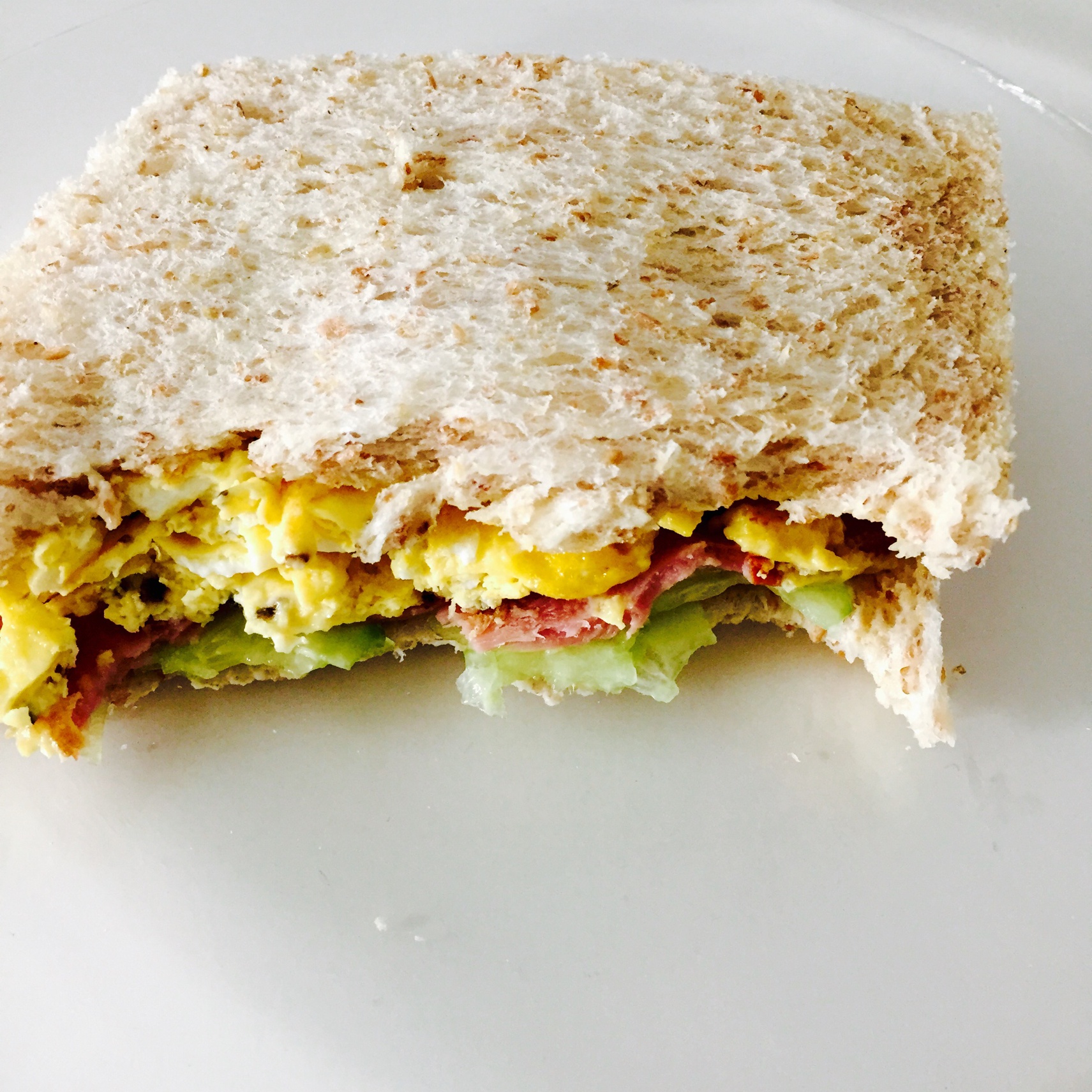 火腿芝士蛋三文治