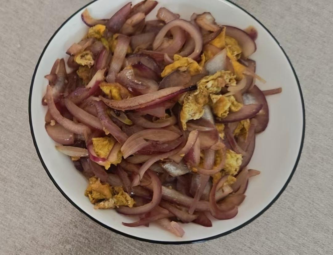 圆葱炒鸡蛋
