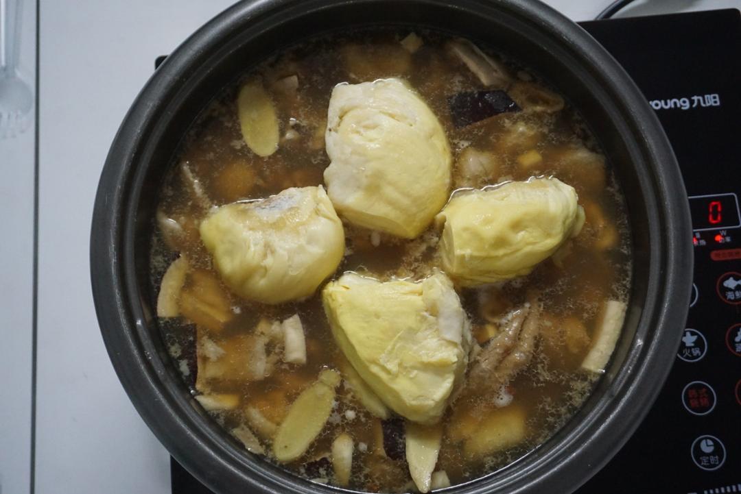 榴莲鸡煲
