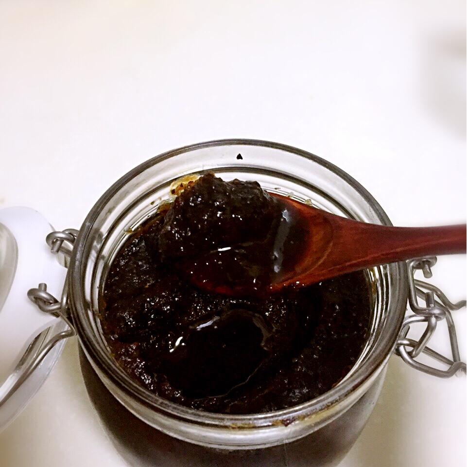黑糖红枣枸杞姜母茶酱