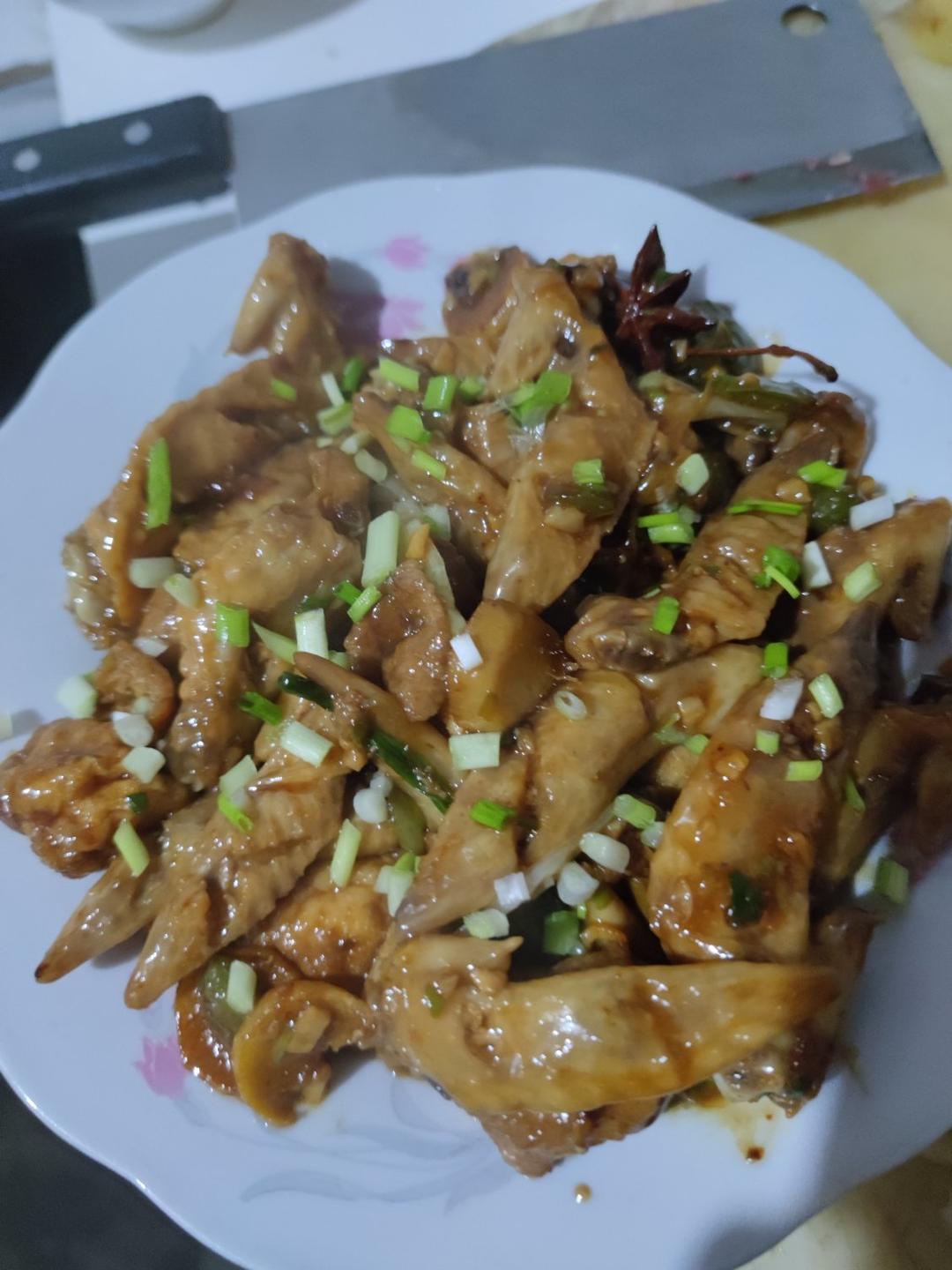 外婆教我的红烧鸡翅·连汤汁都狠好吃！！！