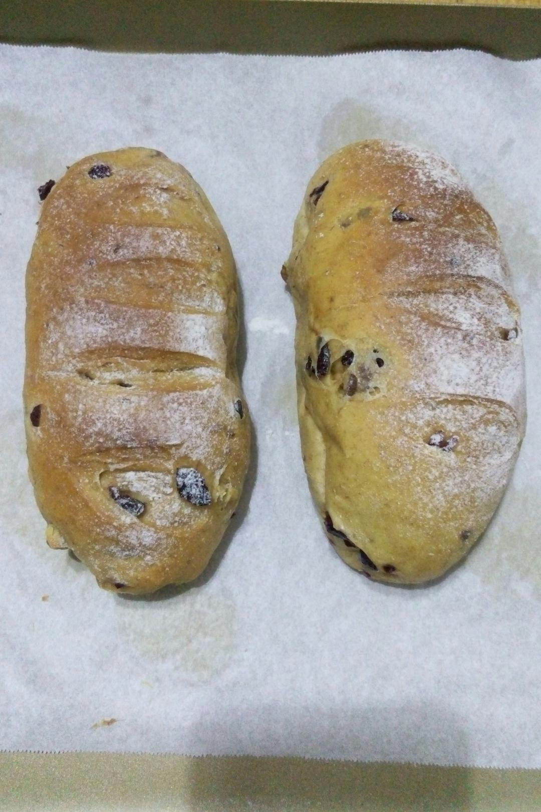 蔓越莓全麦黑糖面包