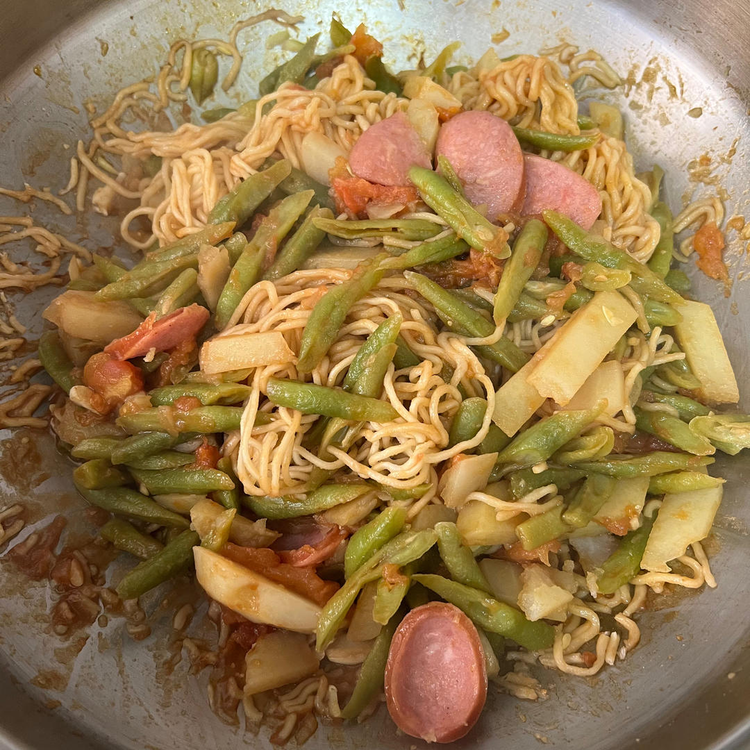 史上最浓郁西红柿豆角焖面‼️好吃到舔碗底儿