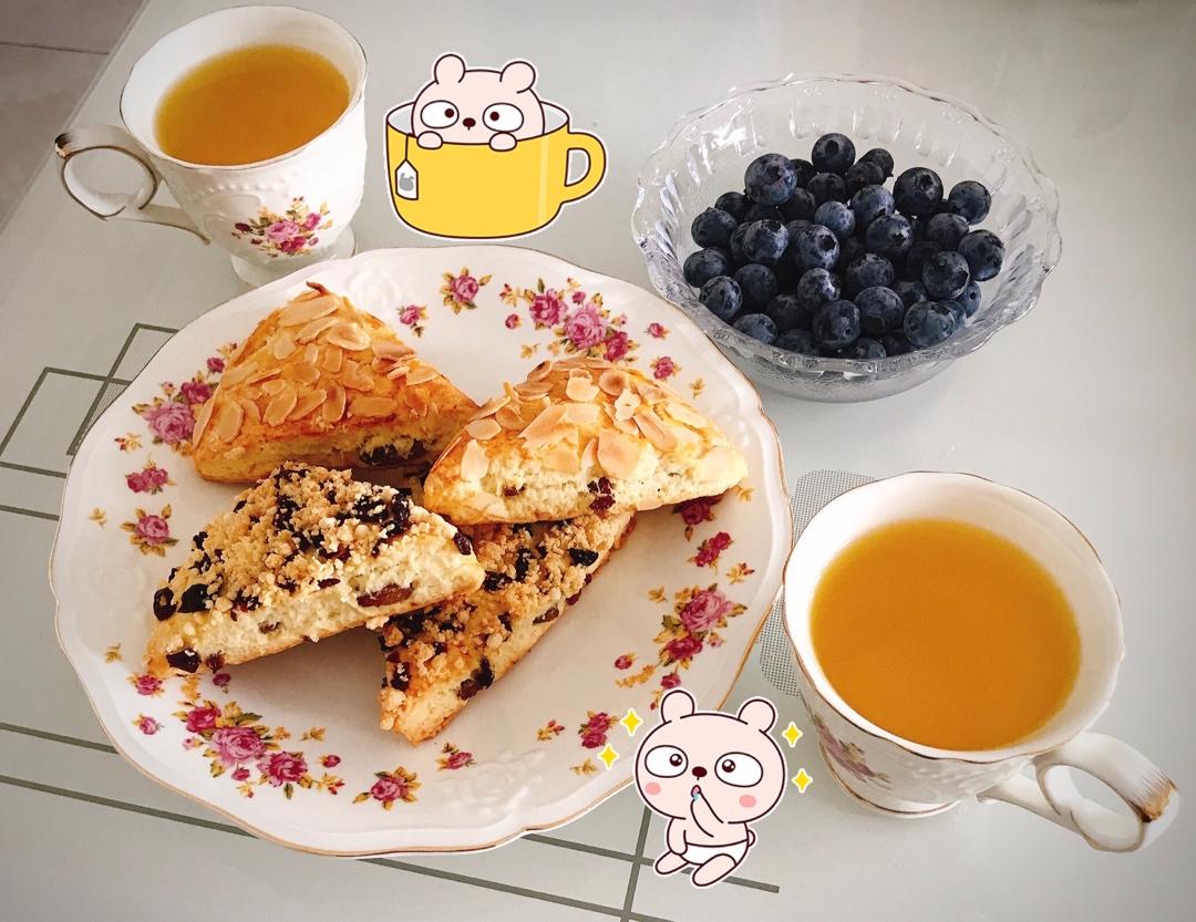 满屋飘香，口口都是满足——酥松香甜的蔓越莓蜜豆司康