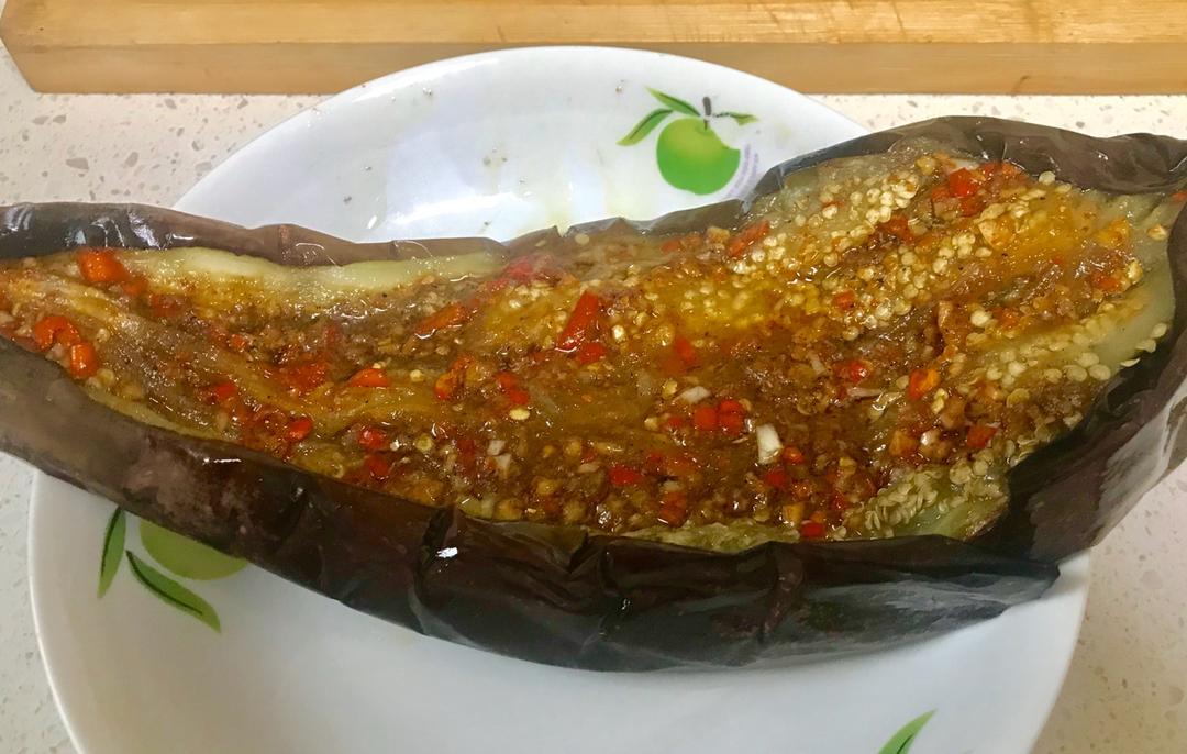 CC招牌菜销魂烤茄子，百吃不厌！