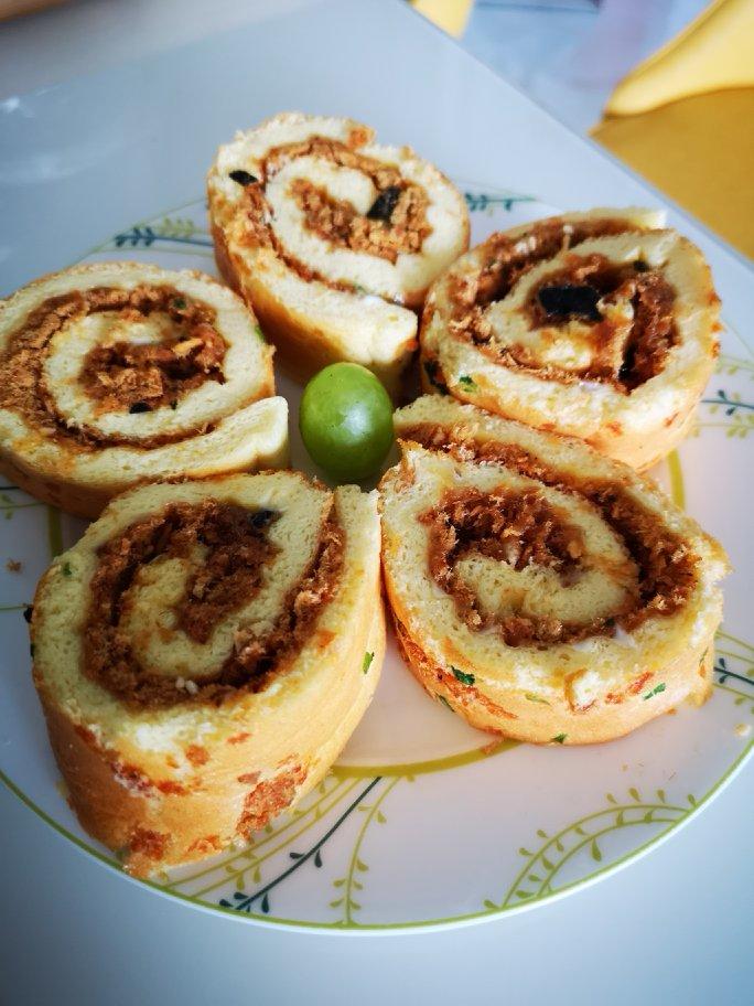 香葱肉松肥蛋糕卷～