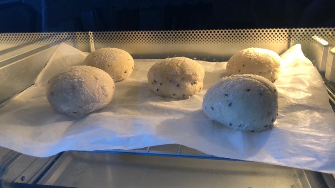 【手揉】黑芝麻豆浆全麦圆面包