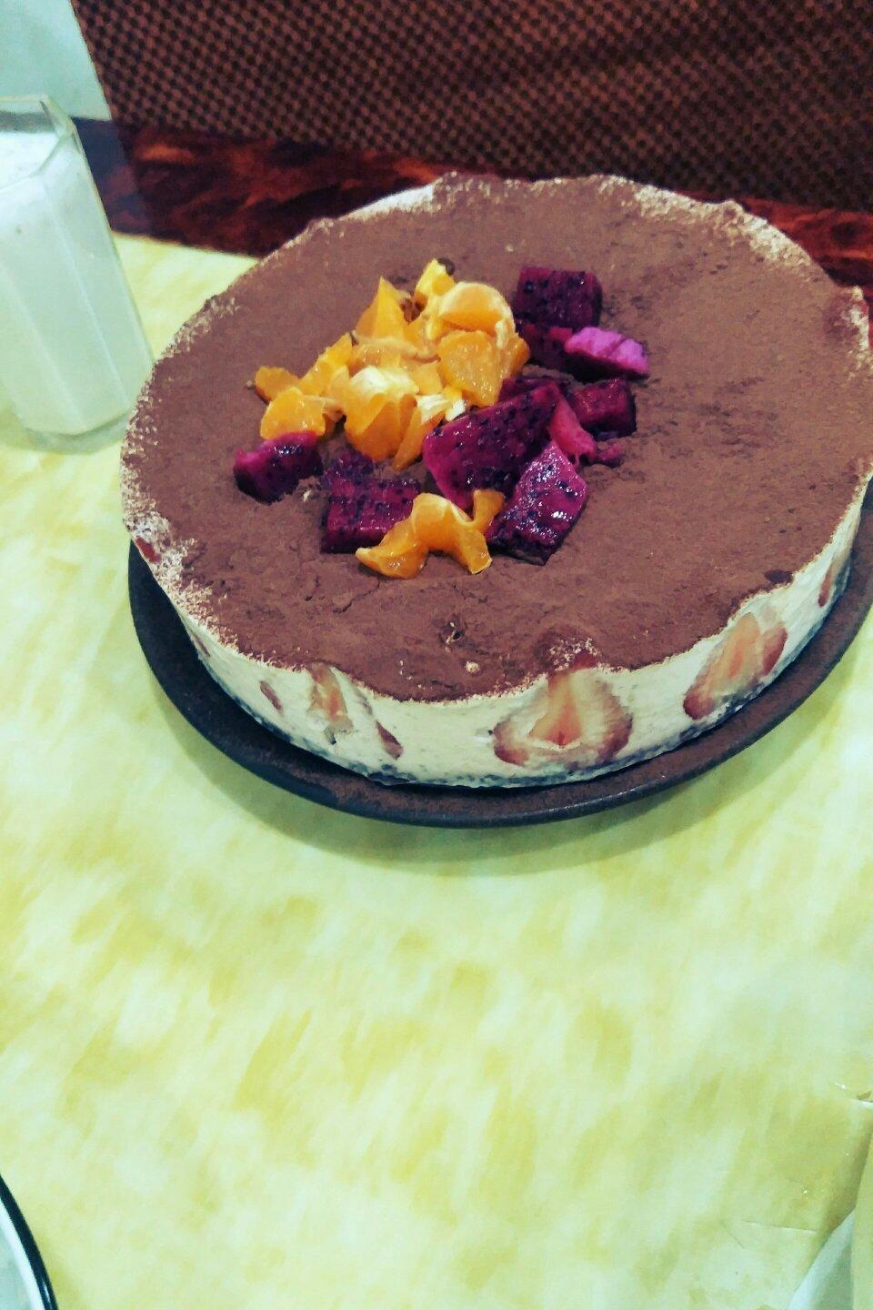 奥利奥草莓酸奶慕斯蛋糕（6寸）