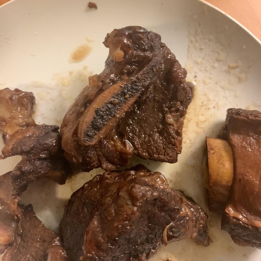 苹果慢炖牛小排（Slow cooked short ribs with Apple）