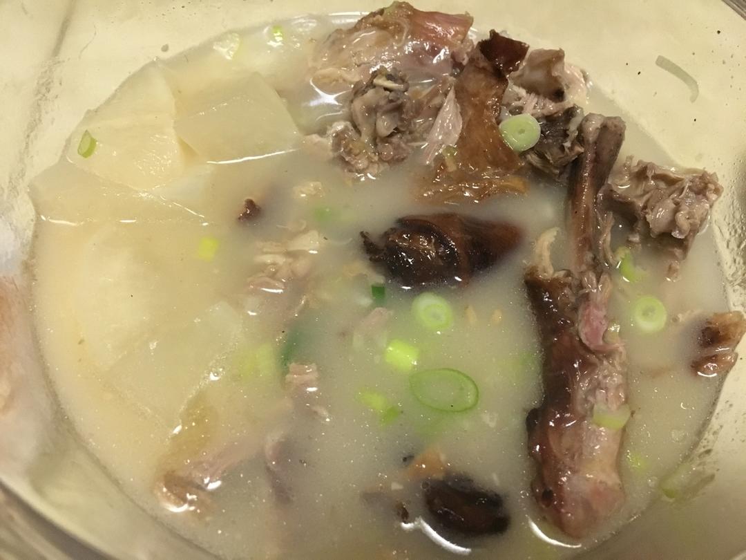 奶白鸭架汤（烤鸭）
