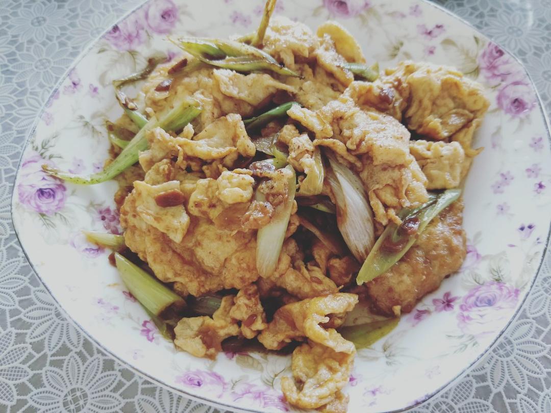 大酱炒鸡蛋（超级下饭菜）
