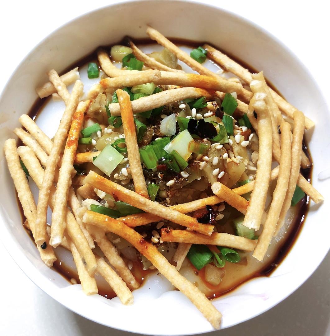 吃饱就满足的猪佳做的四川油茶