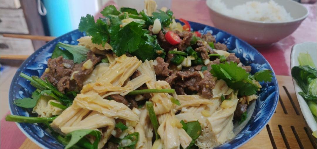凉拌香菜牛肉