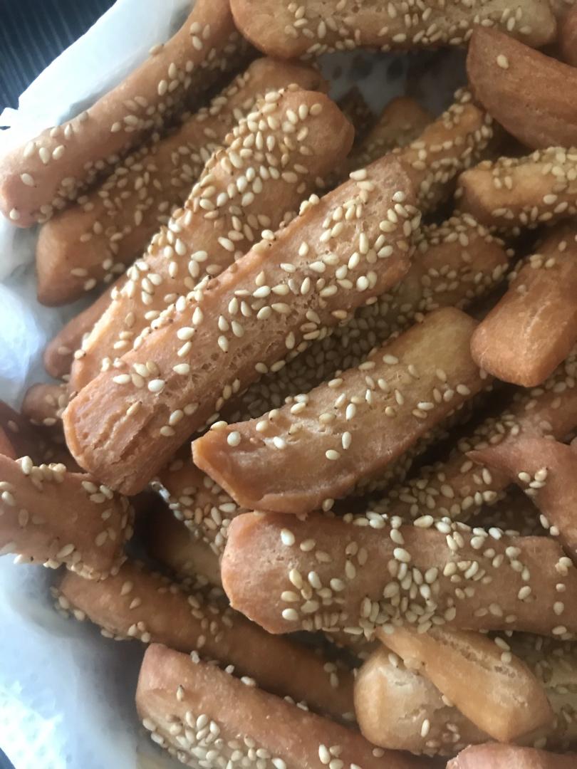 两个鸡蛋一碗面 让你轻松搞定小零食 酥脆可口 附细节视频详解