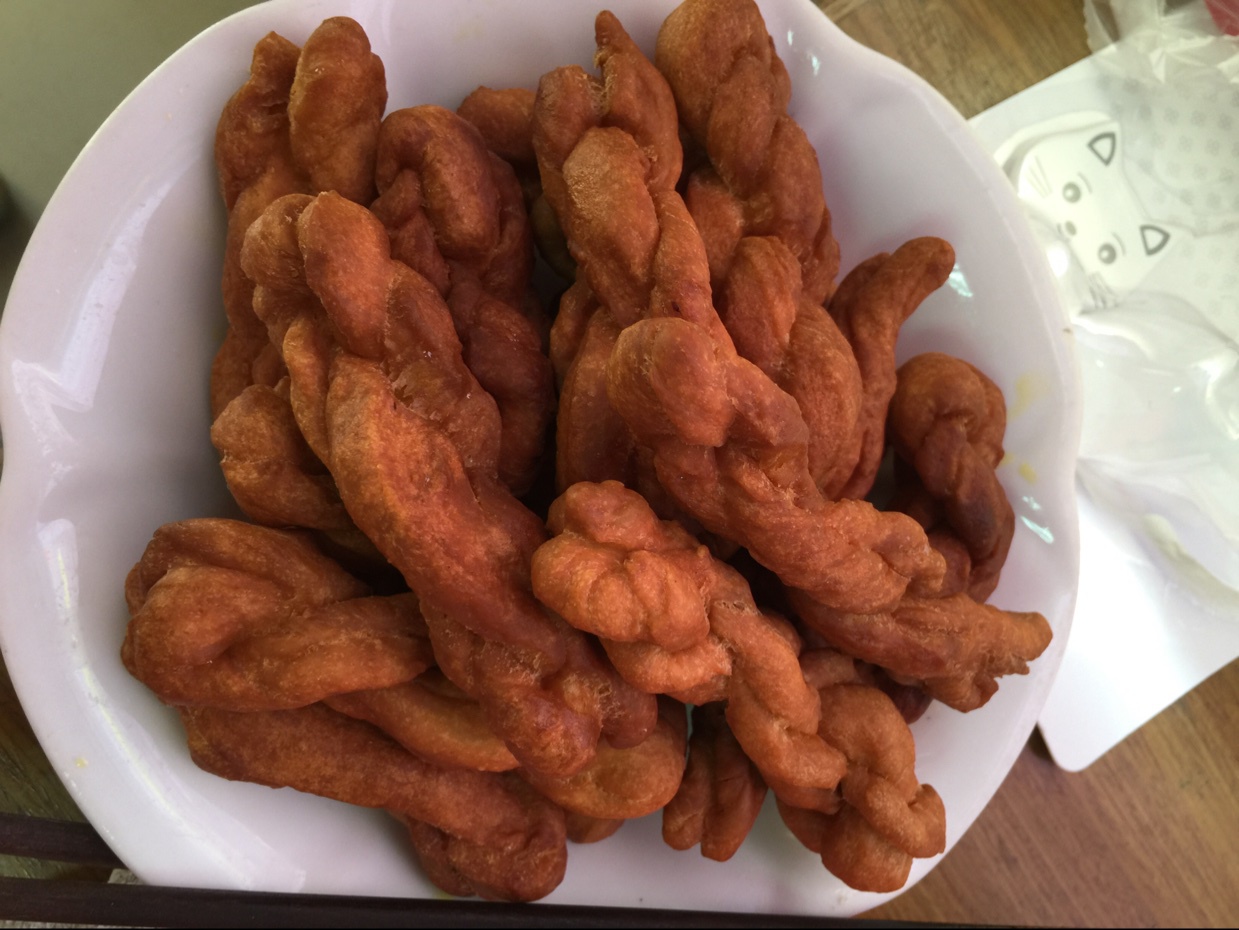 鸡蛋小麻花
