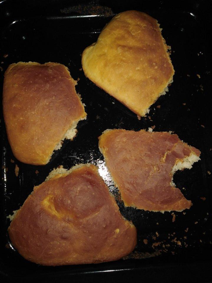 软到没朋友的牛奶小餐包