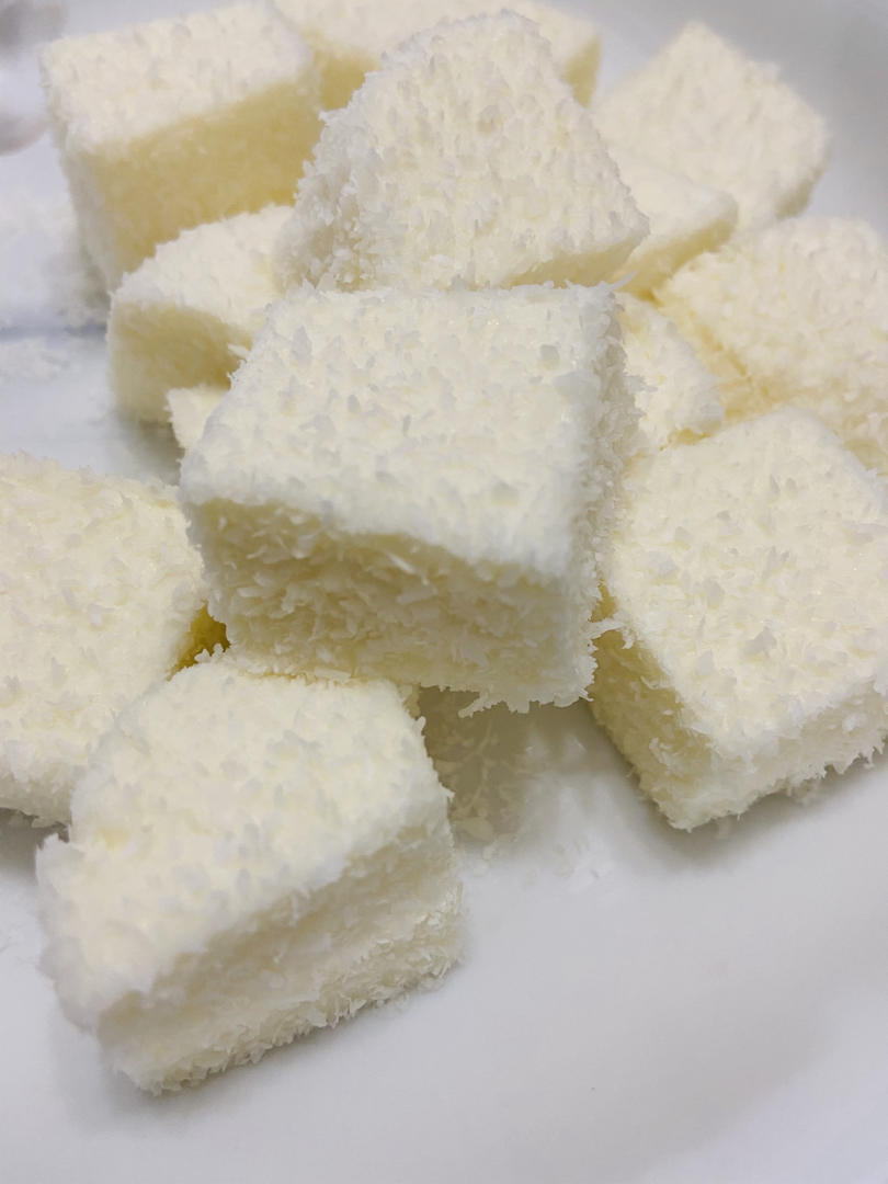 瘦子变闪电做的椰奶冻