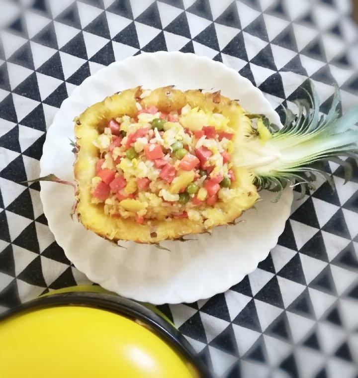 菠萝炒饭