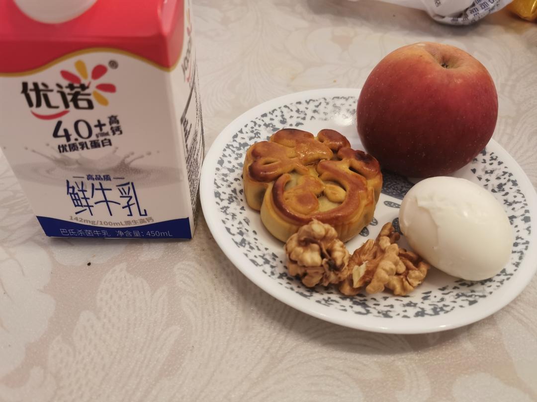 九宫格曲奇礼盒  |  每一格都有不一样的味道