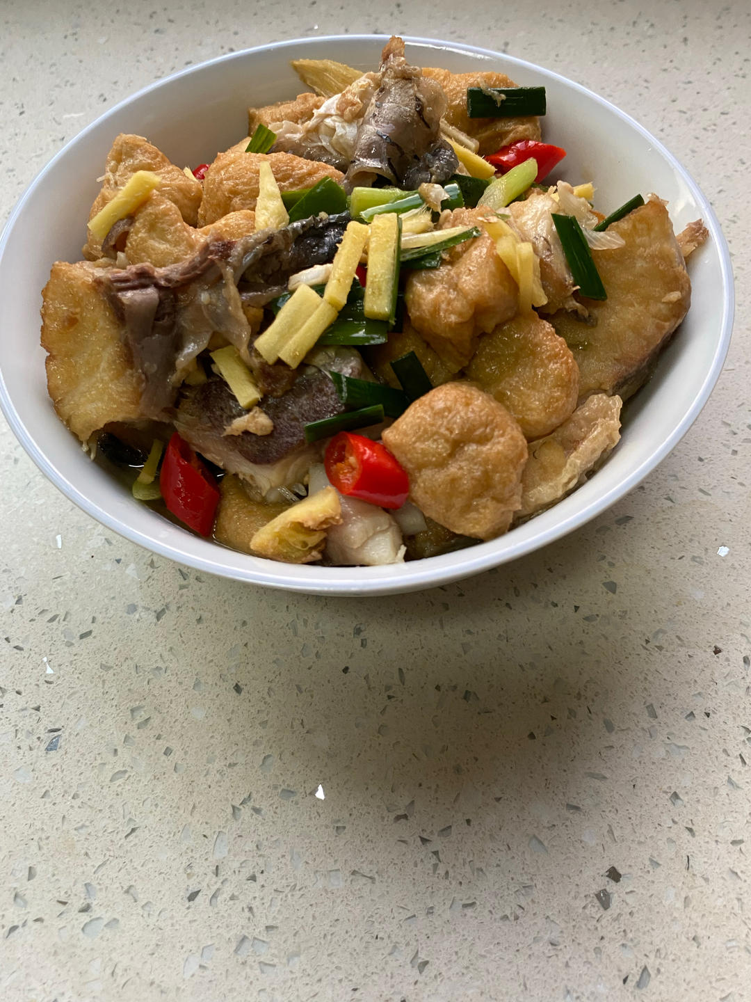 红烧爆腌鱼