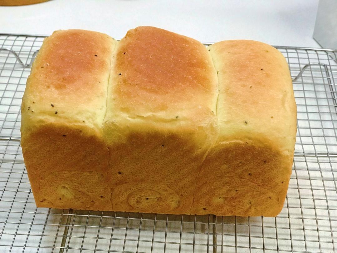 奇亚籽谷物燕麦吐司（一次性发酵）