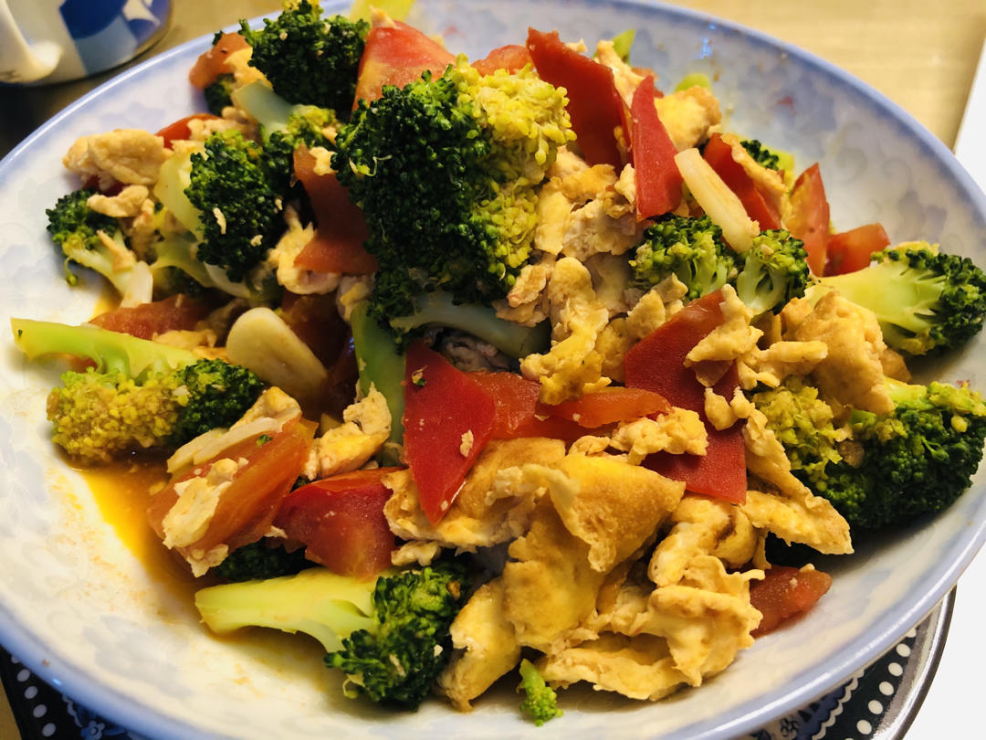 番茄鸡蛋炒西兰花