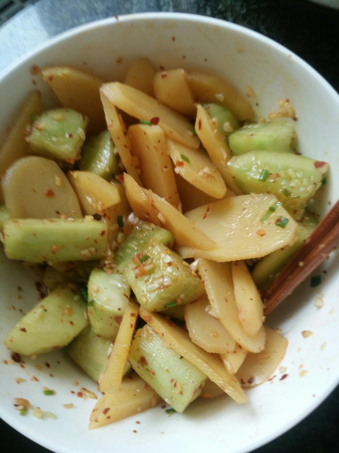 手机用户3926kdac做的凉拌土豆黄瓜