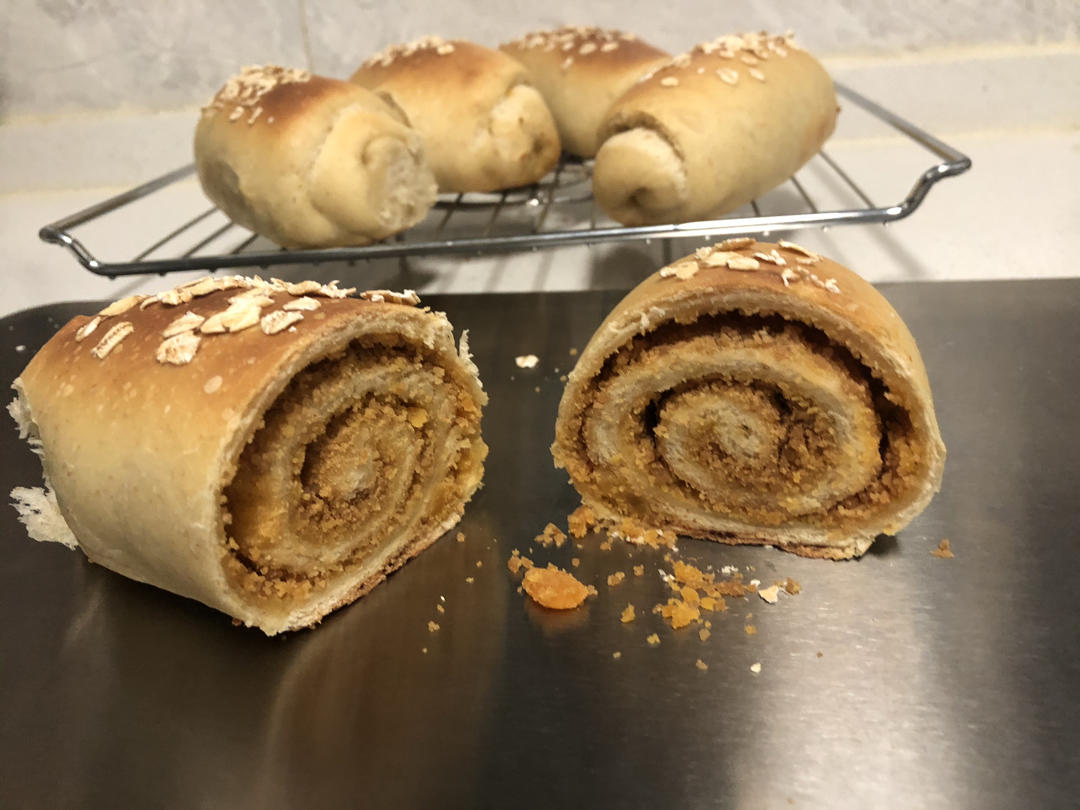 超软全麦咸蛋黄肉松面包-中种法