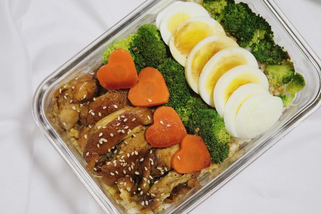 照烧鸡腿饭