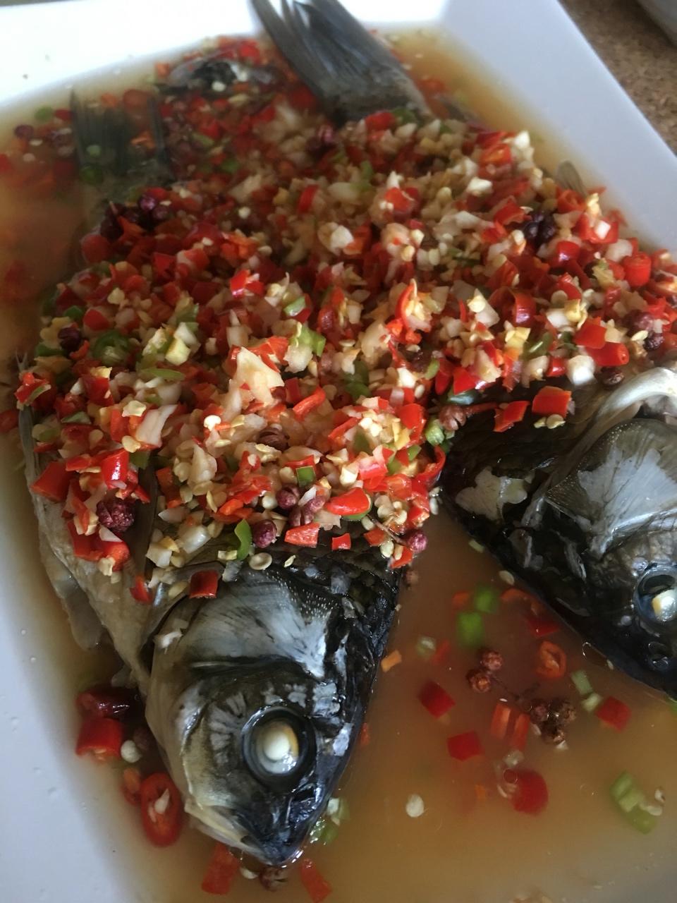 凉拌鲫鱼-最好吃的鲫鱼