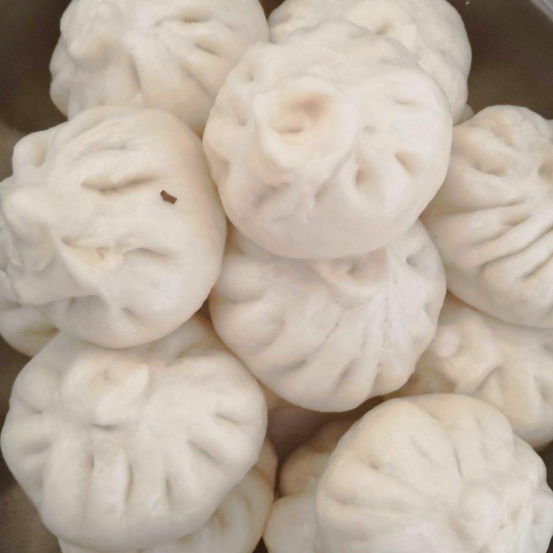 萝卜丝粉丝鲜肉包子