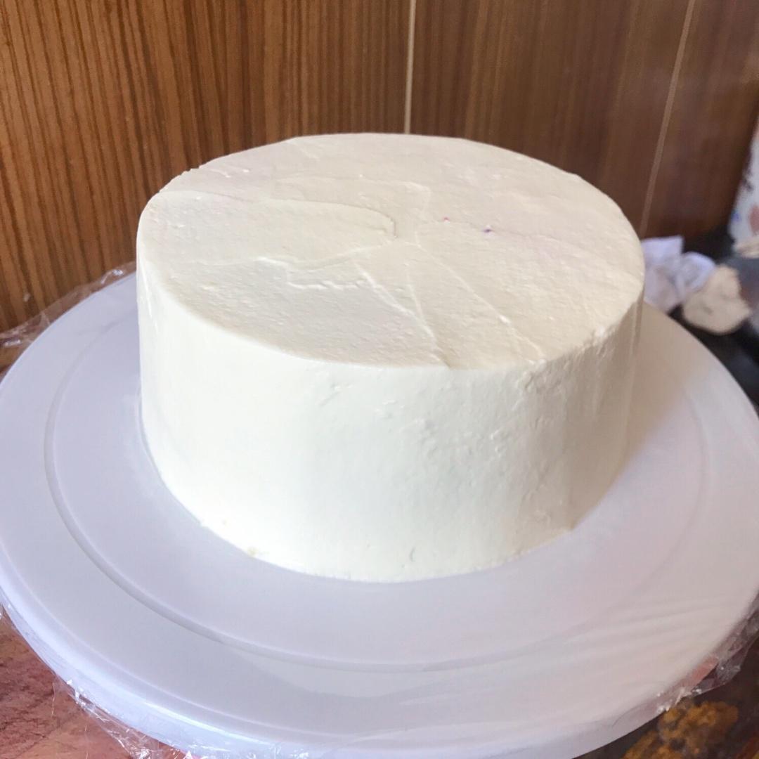 皮卡张做的超详细的6寸蛋糕抹面教程