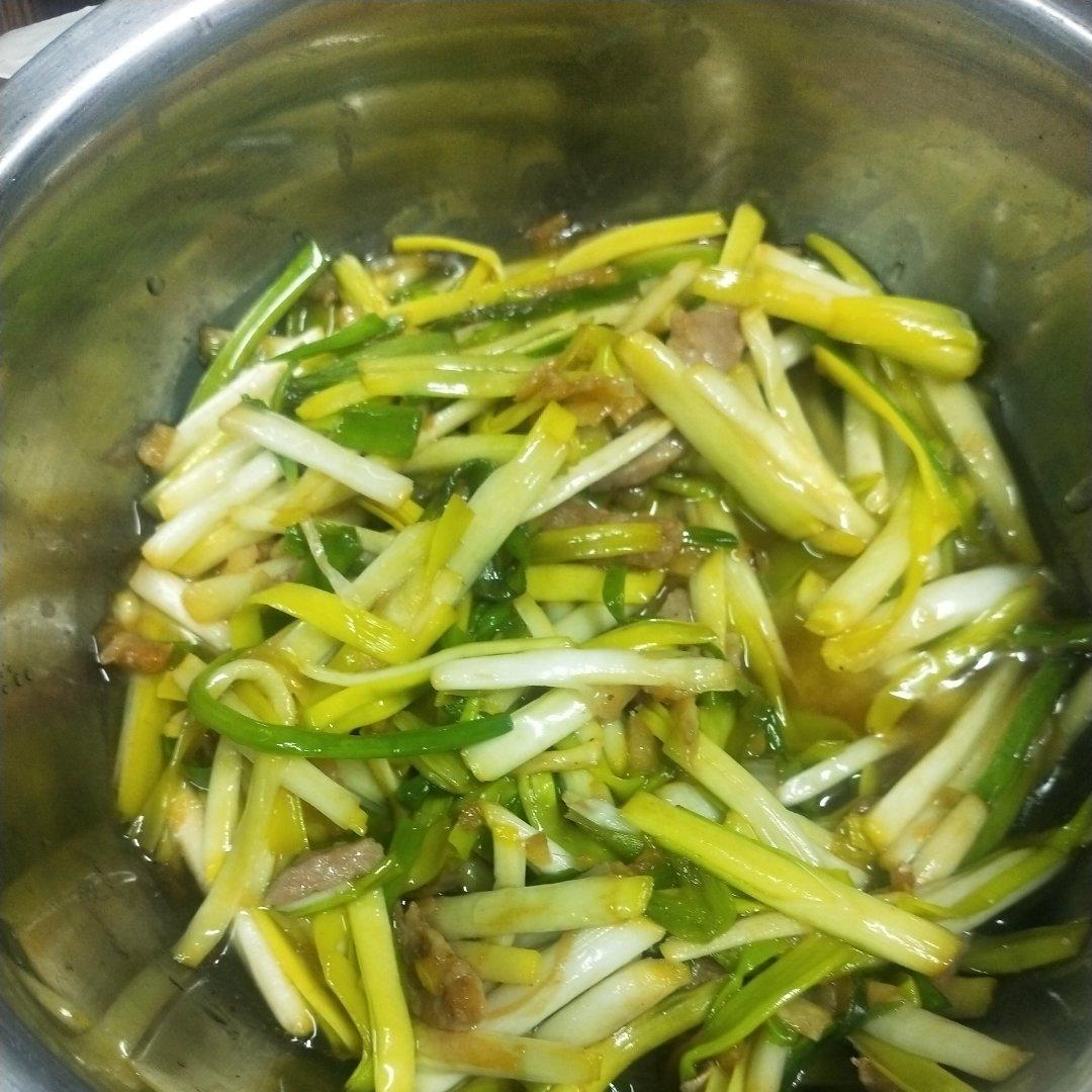 蒜苗炒肉