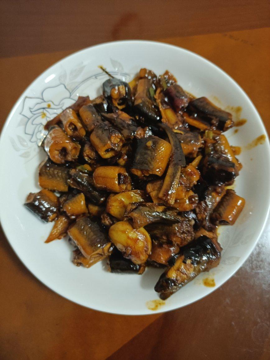 大蒜烧鳝鱼