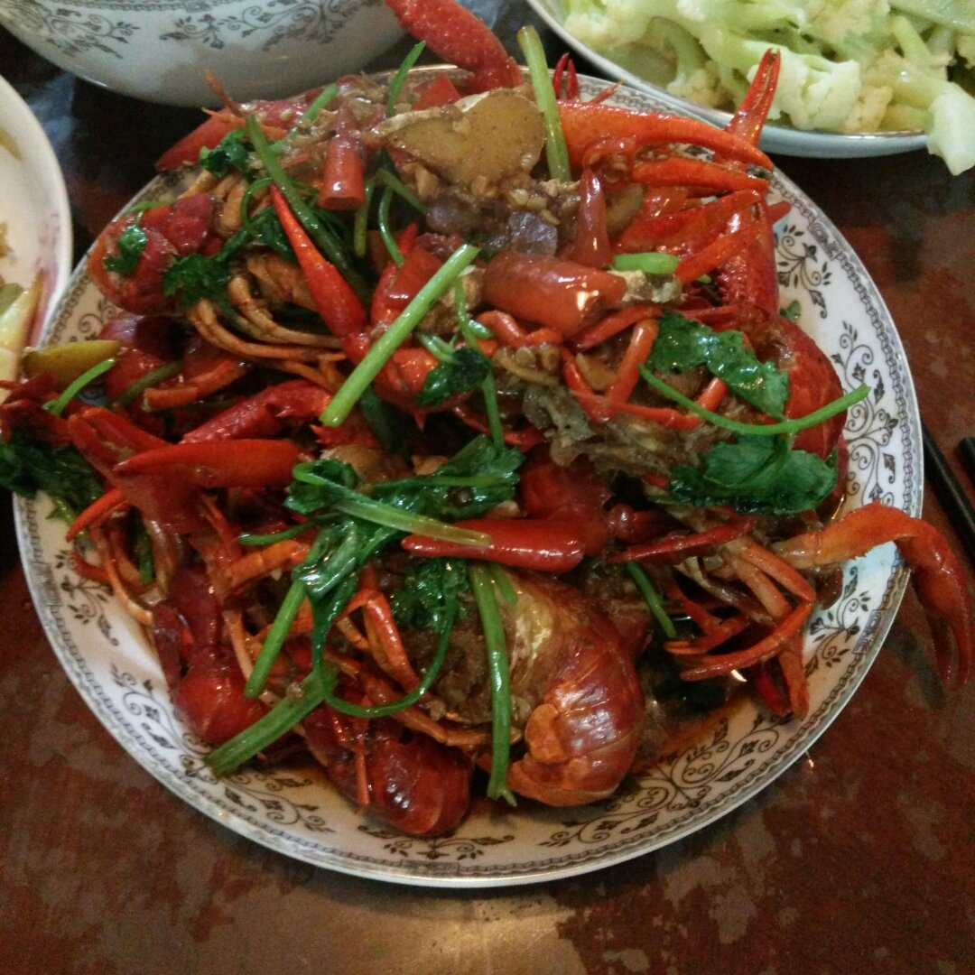 香辣小龙虾-超详细处理干净步骤！