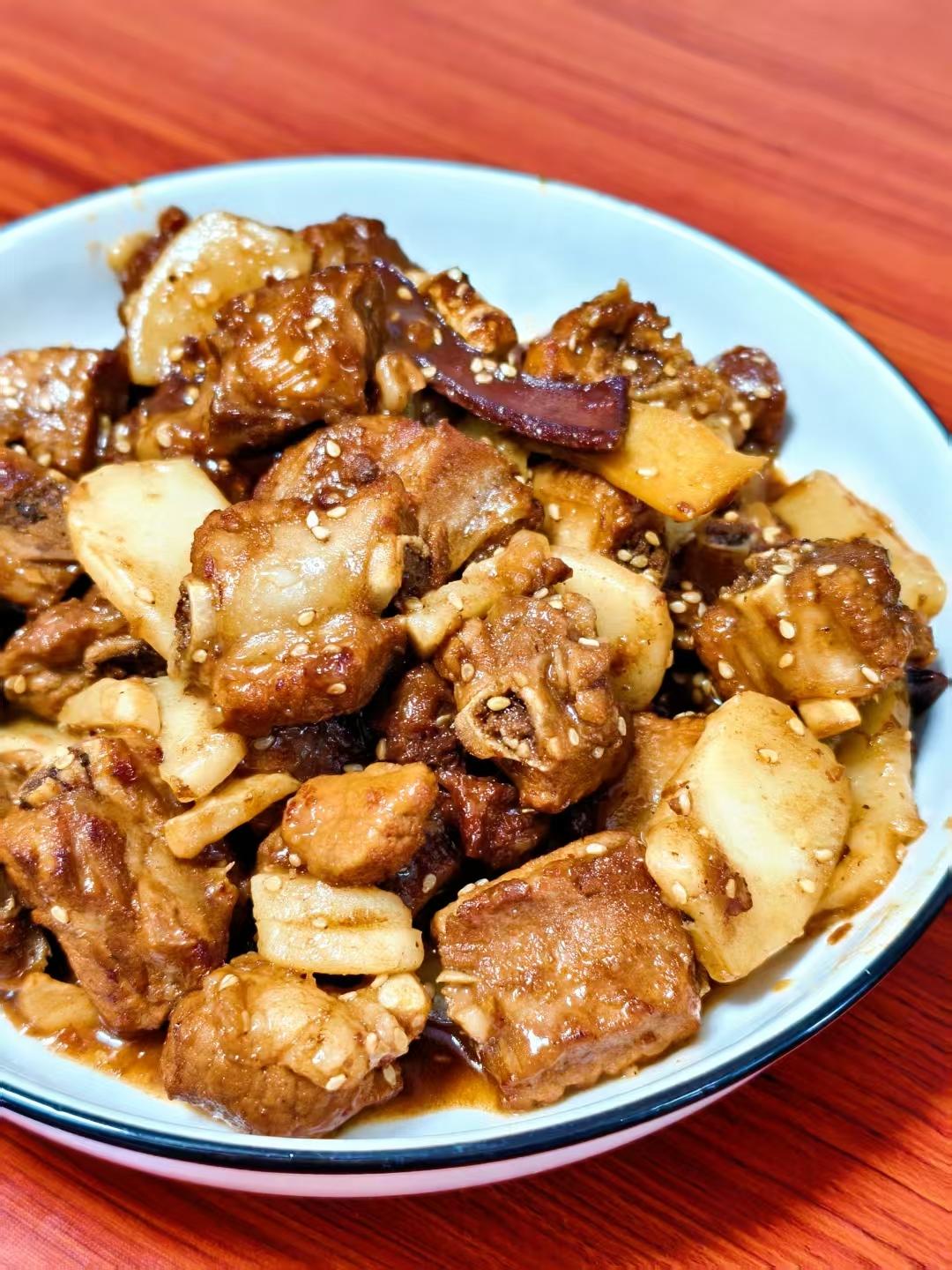 话梅排骨炖年糕